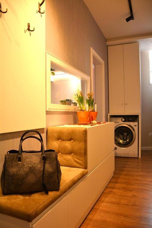 Central Comfy Apartment 地拉那 外观 照片